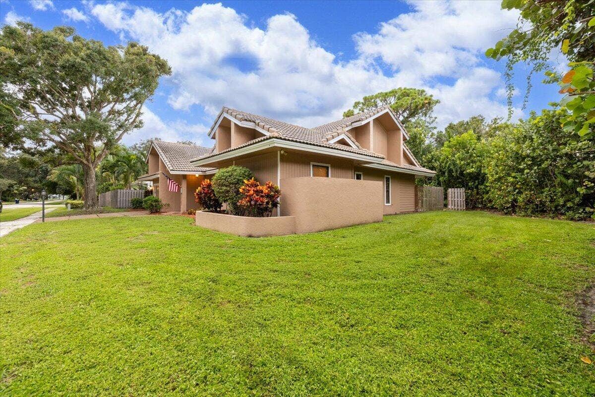101 TIMBER Lane, Jupiter, FL 33458 43-101-Timber-Ln-X--4