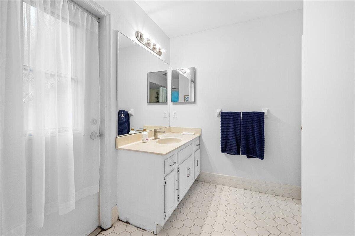 101 TIMBER Lane, Jupiter, FL 33458 36-101 Timber Ln a-2766