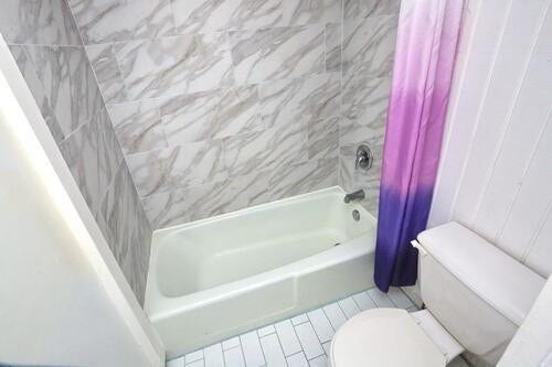 1428 SE 4TH Avenue, #270, Deerfield Beach, FL 33441 Master Bathroom