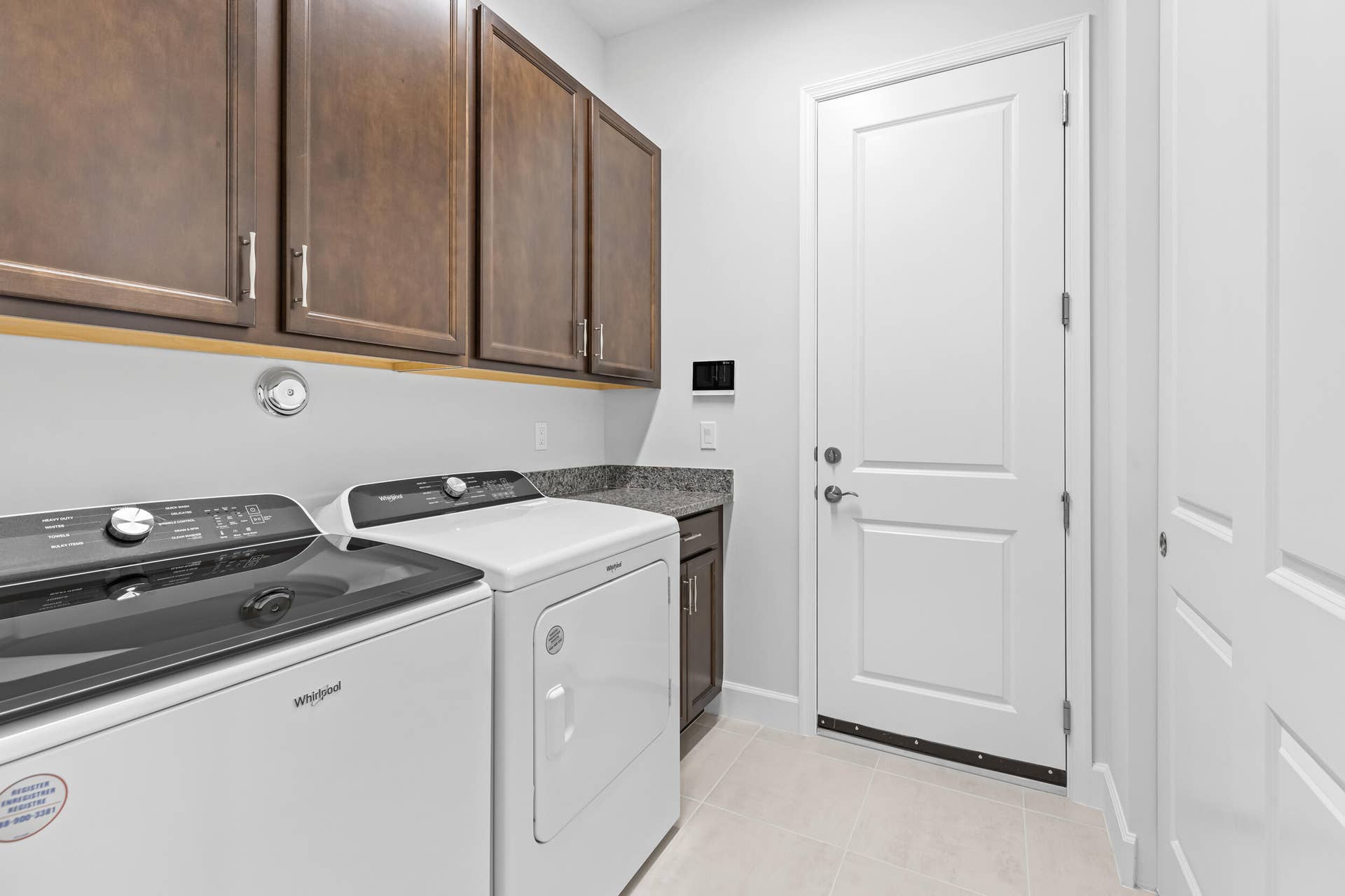 5709 Bristlecone Commons, Westlake, FL 33470 Laundry Room