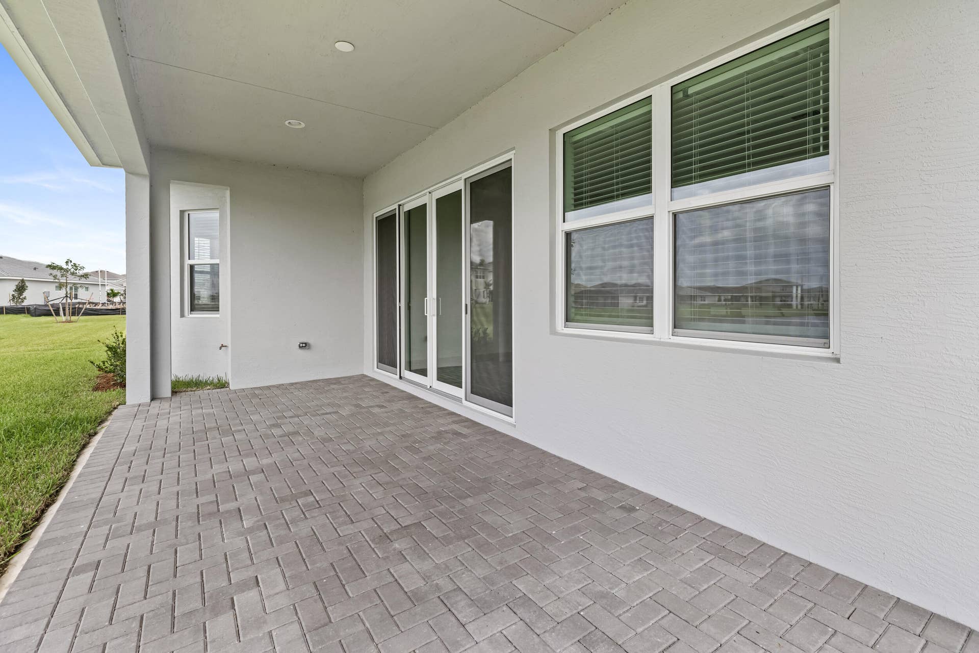 5709 Bristlecone Commons, Westlake, FL 33470 Covered Patio