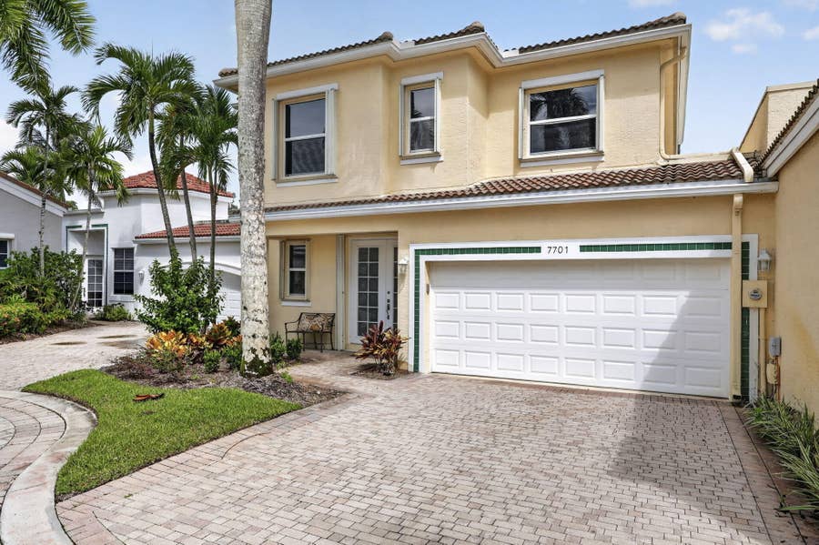 Property photo for 7701 Cardinal Court, West Palm Beach, FL