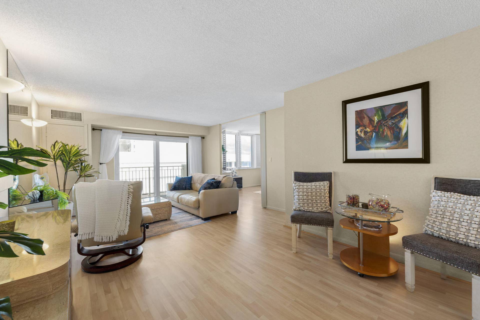3215 S Ocean Boulevard, #906, Highland Beach, FL 33487 living room
