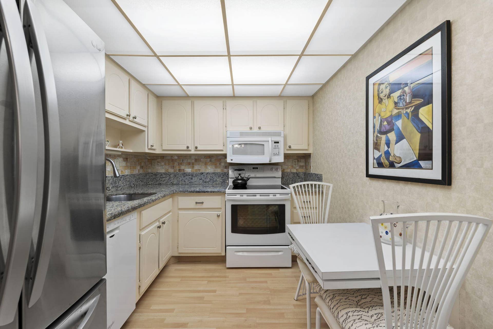 3215 S Ocean Boulevard, #906, Highland Beach, FL 33487 kitchen