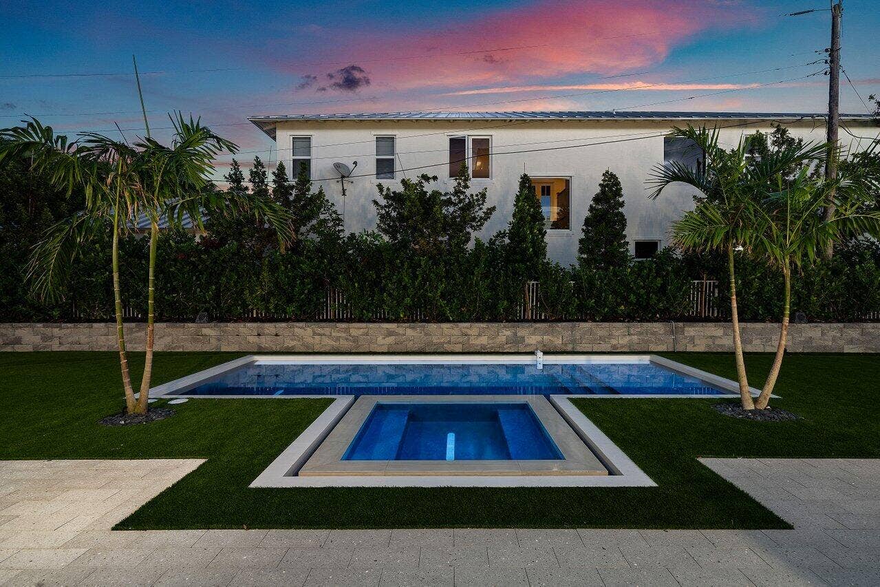 13440 US HIGHWAY 1, Juno Beach, FL 33408 POOL