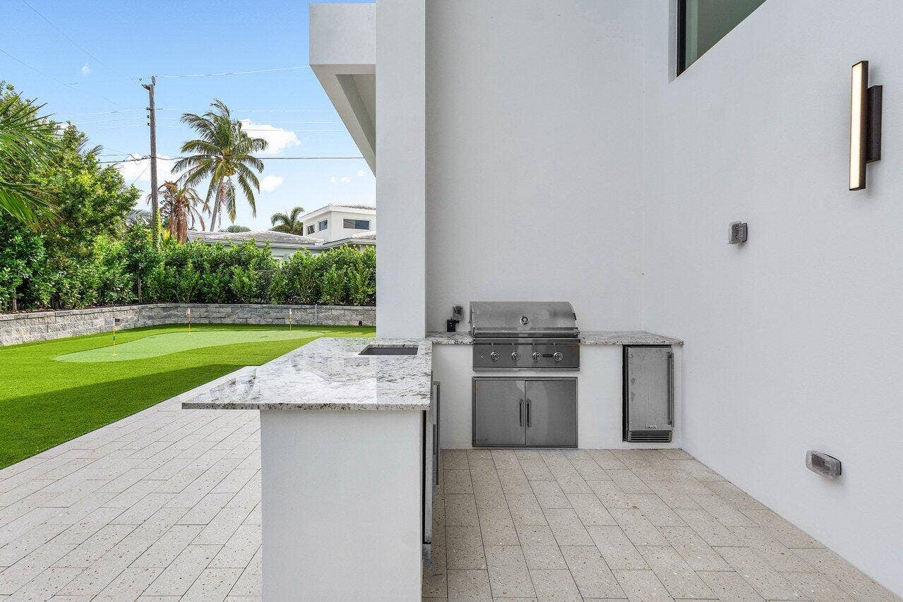 13440 US HIGHWAY 1, Juno Beach, FL 33408 OUTDOOR KITCHEN