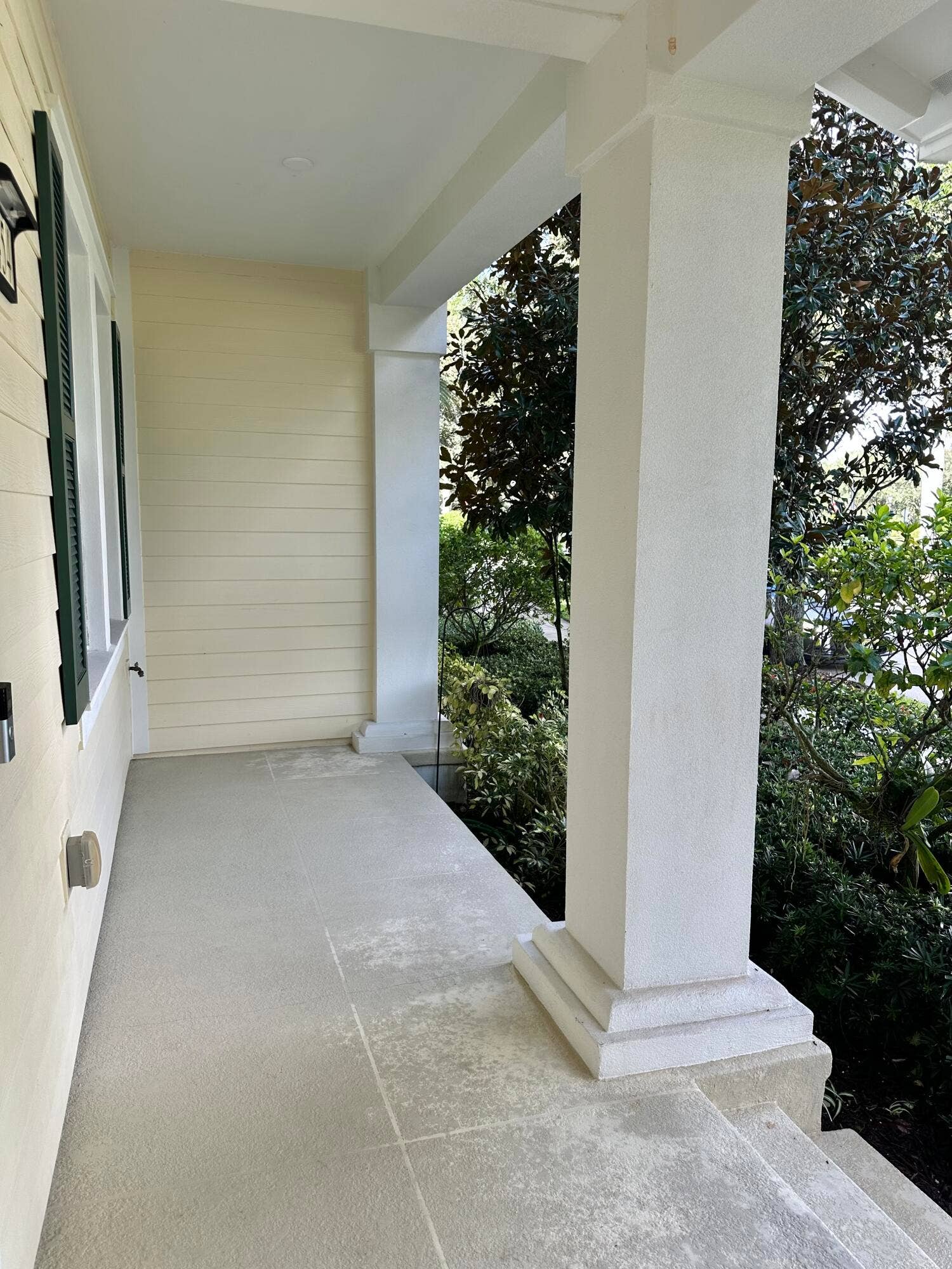 1454 S Jeaga Drive, Jupiter, Jupiter, FL 33458 Front patio
