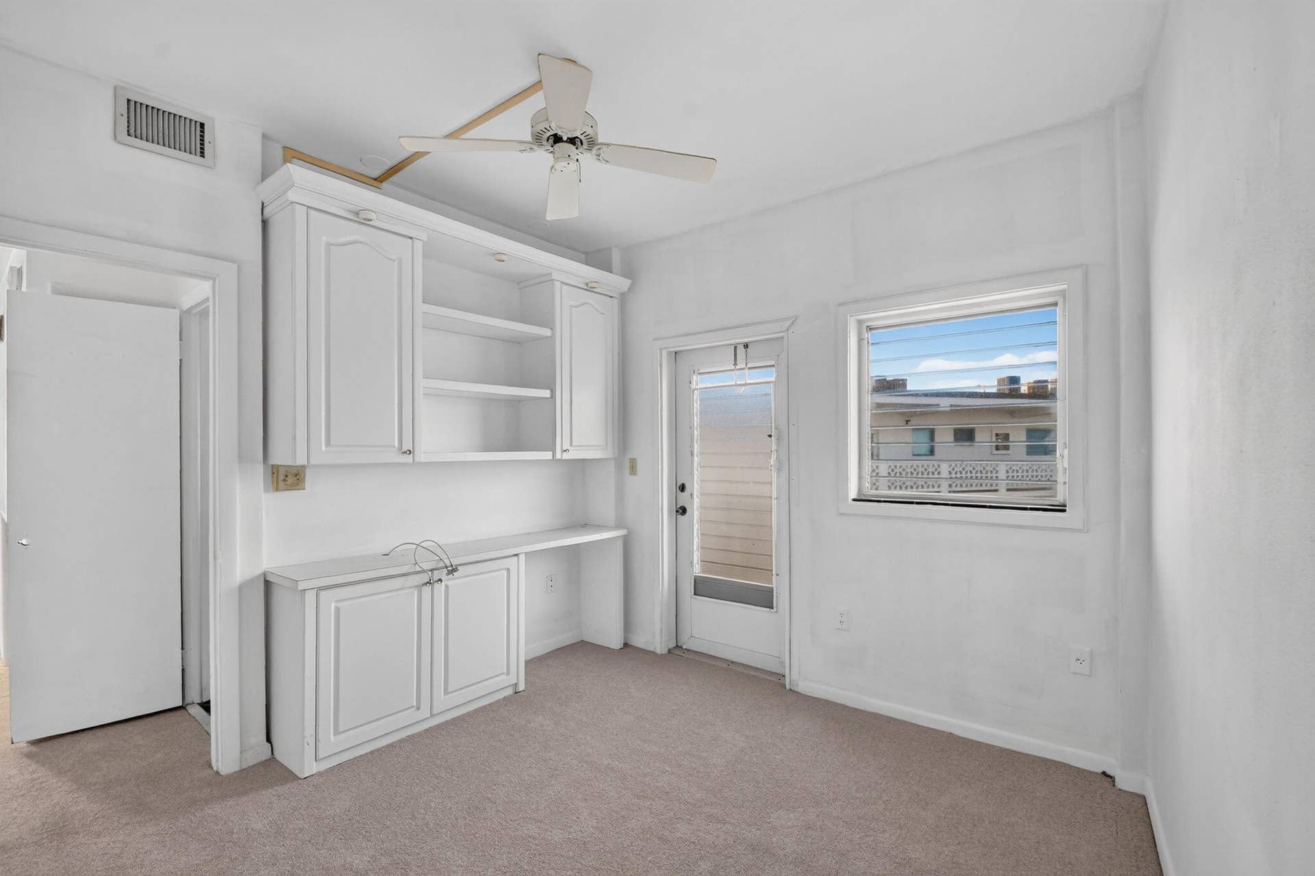 2850 S Ocean Boulevard, #PH-514, Palm Beach, FL 33480 NEW CARPET SUMMER 2026