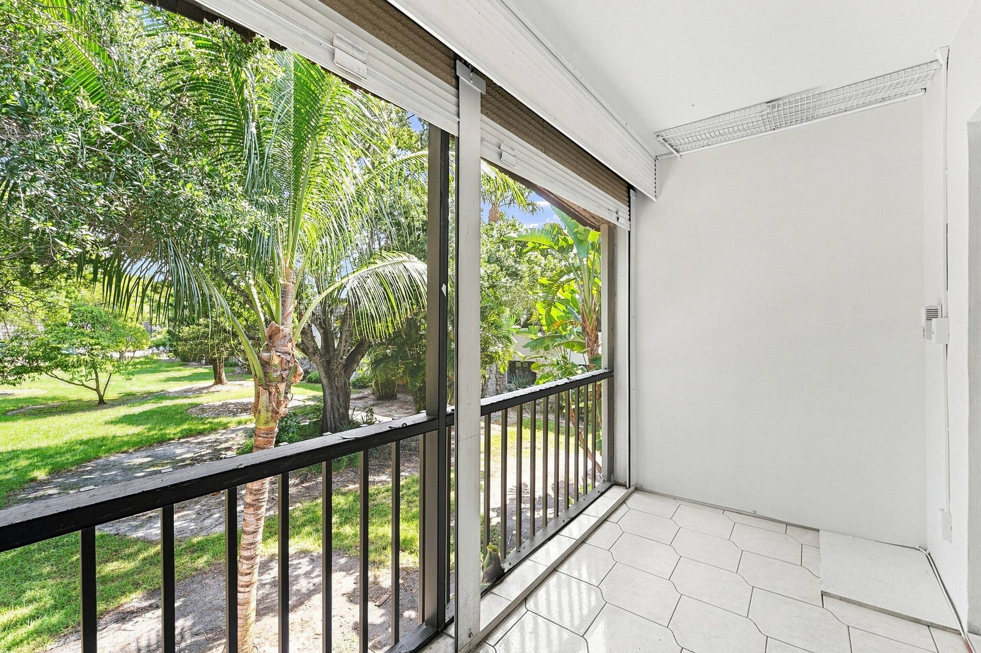 3101 Oakland Shores Drive, #H210, Oakland Park, FL 33309 19_dsc09429