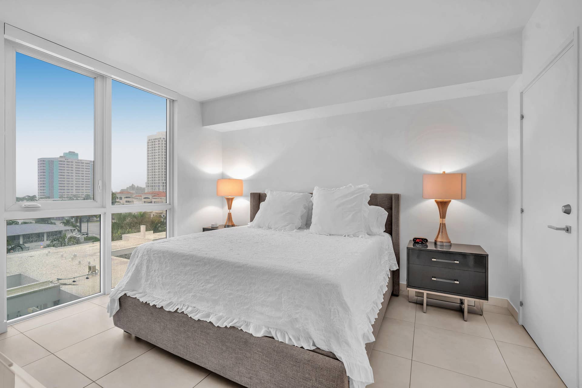 401 N BIRCH Road, #512, Fort Lauderdale, FL 33304 Primary Bedroom