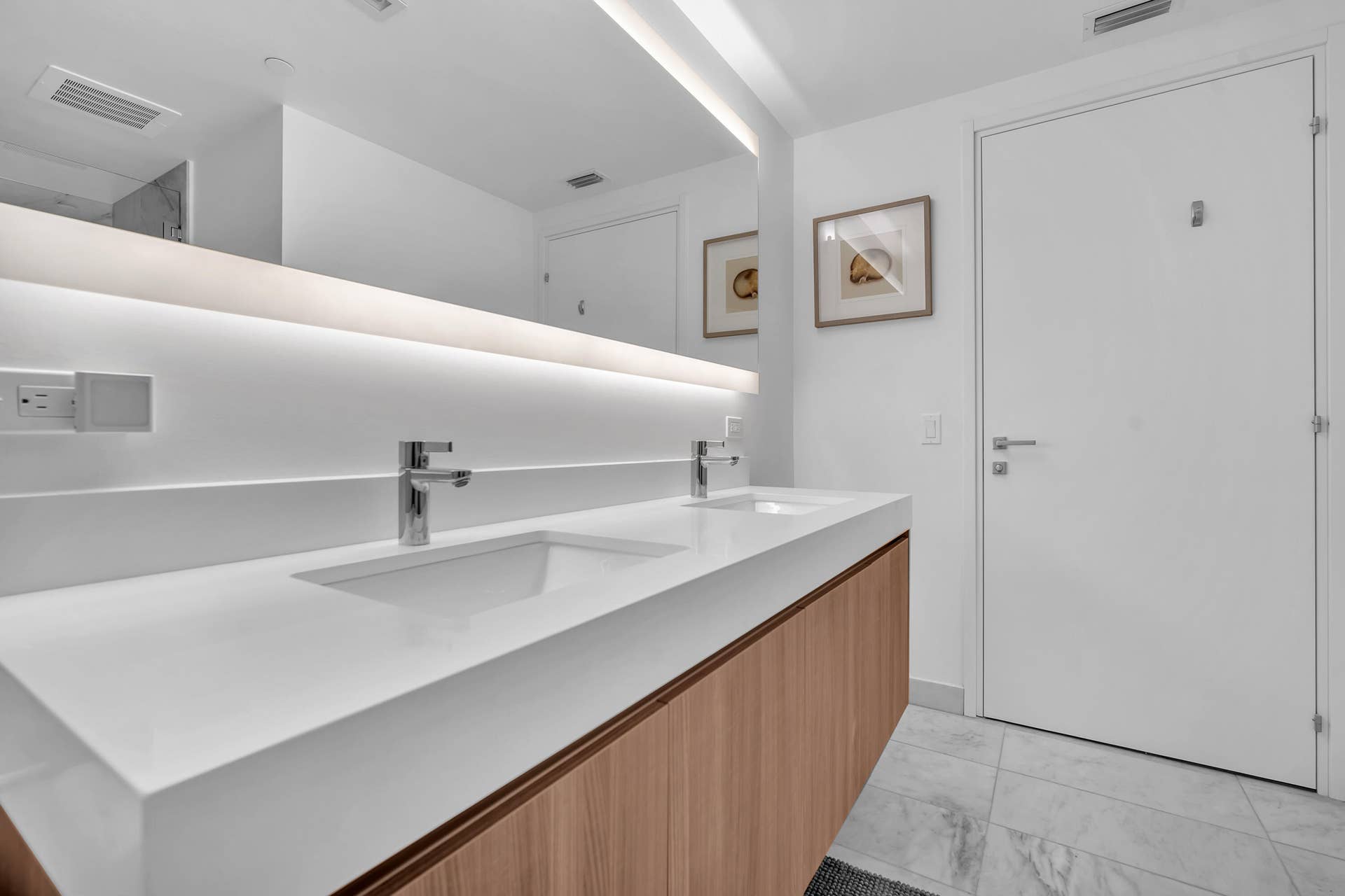401 N BIRCH Road, #512, Fort Lauderdale, FL 33304 Bathroom