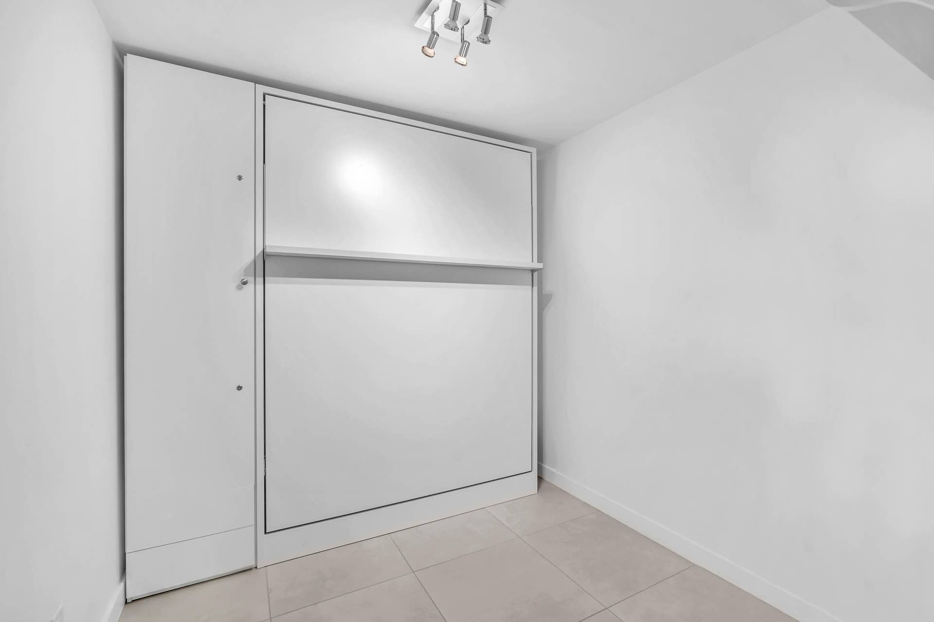 401 N BIRCH Road, #512, Fort Lauderdale, FL 33304 Murphy Bed in Den