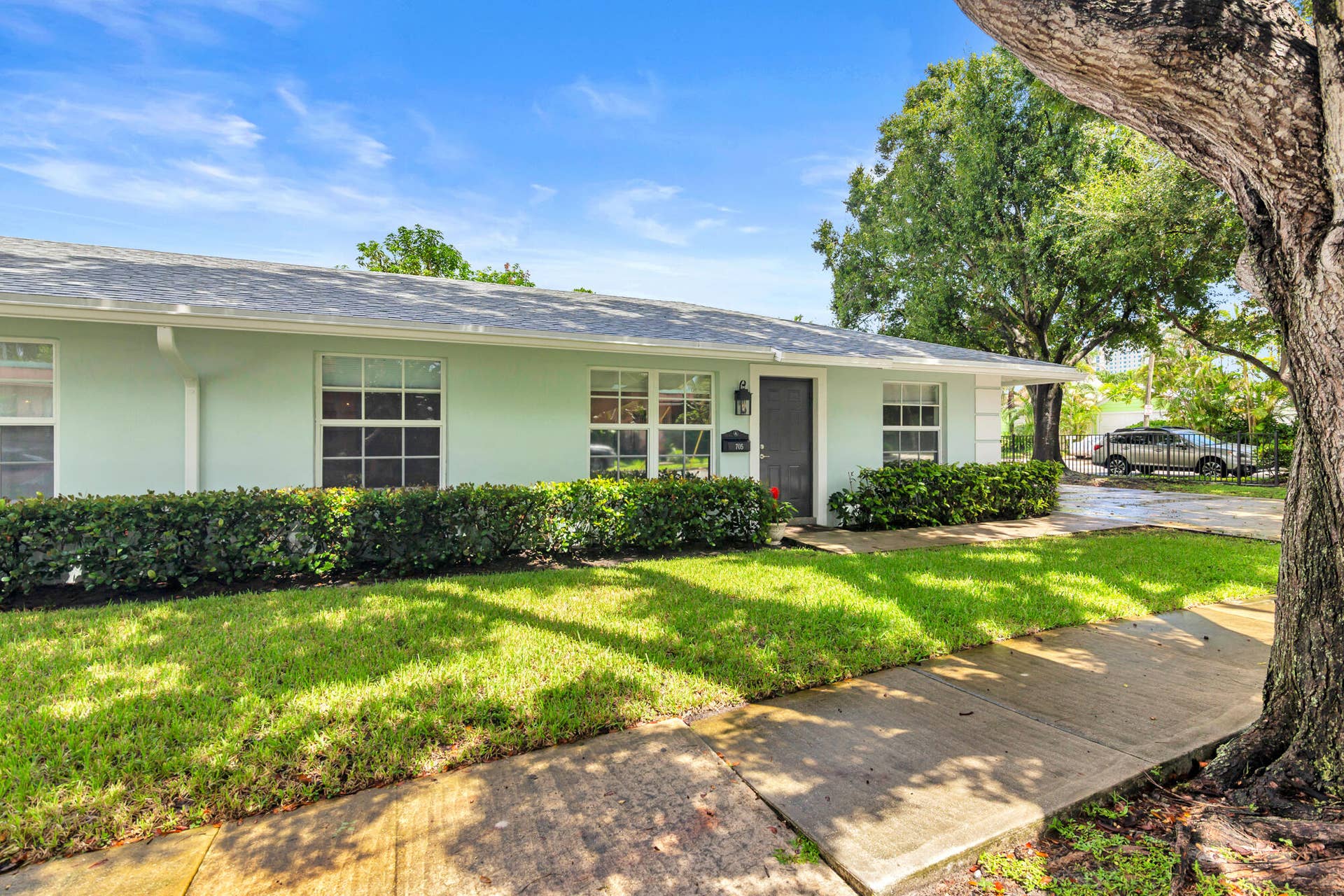 705 New York Street, West Palm Beach, FL 33401 low-3