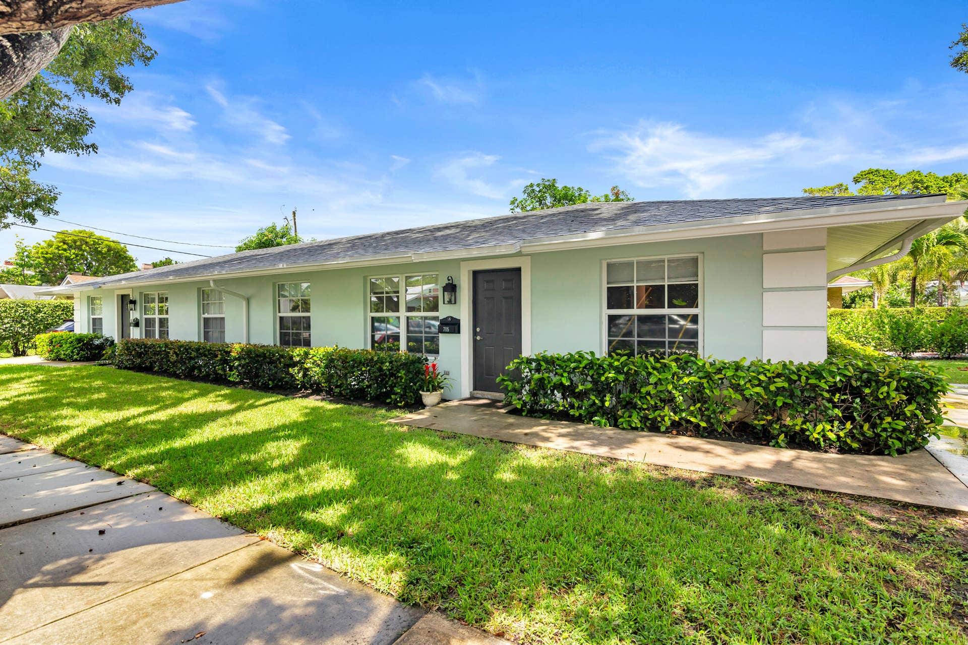 705 New York Street, West Palm Beach, FL 33401 low-2
