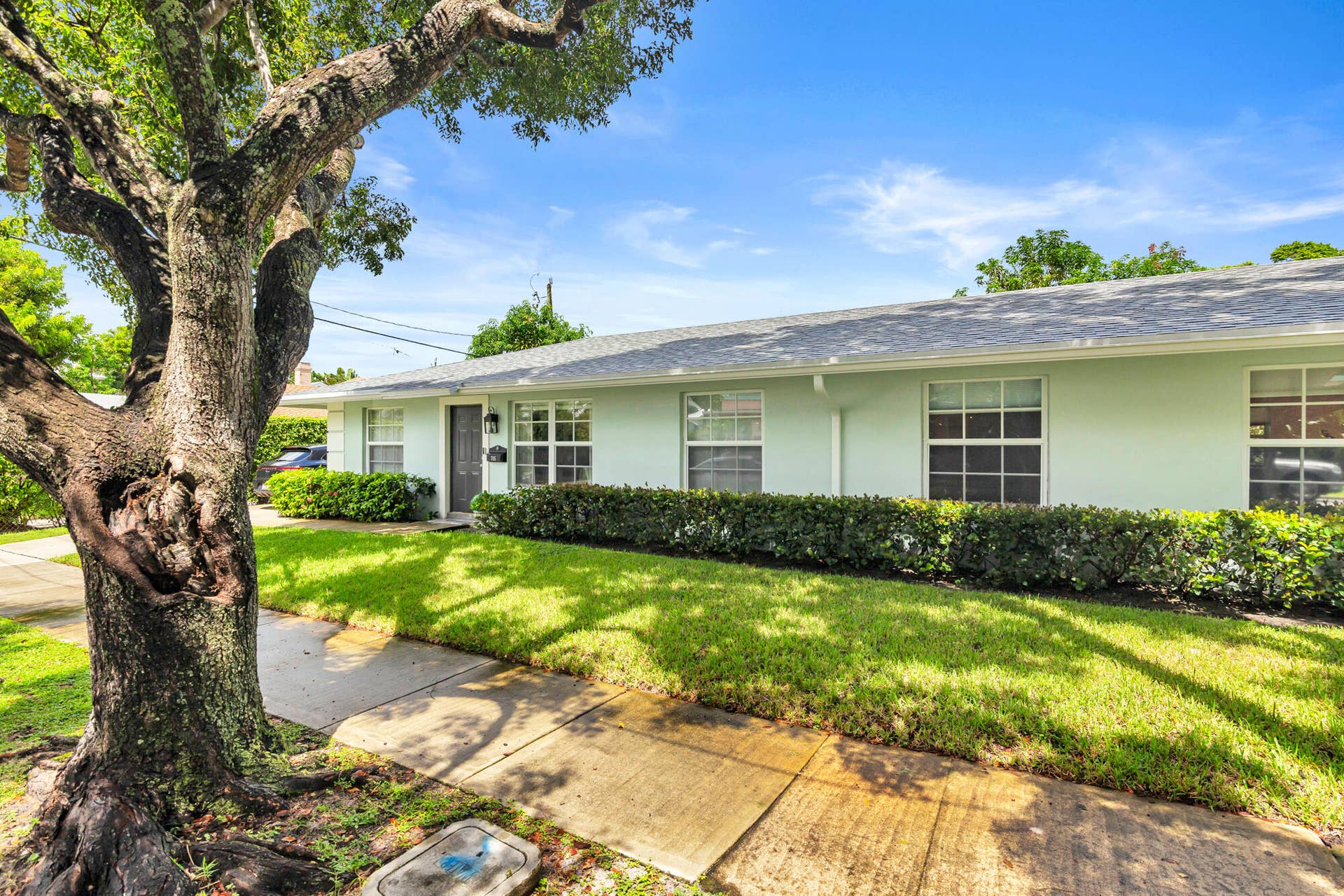 705 New York Street, West Palm Beach, FL 33401 low-5