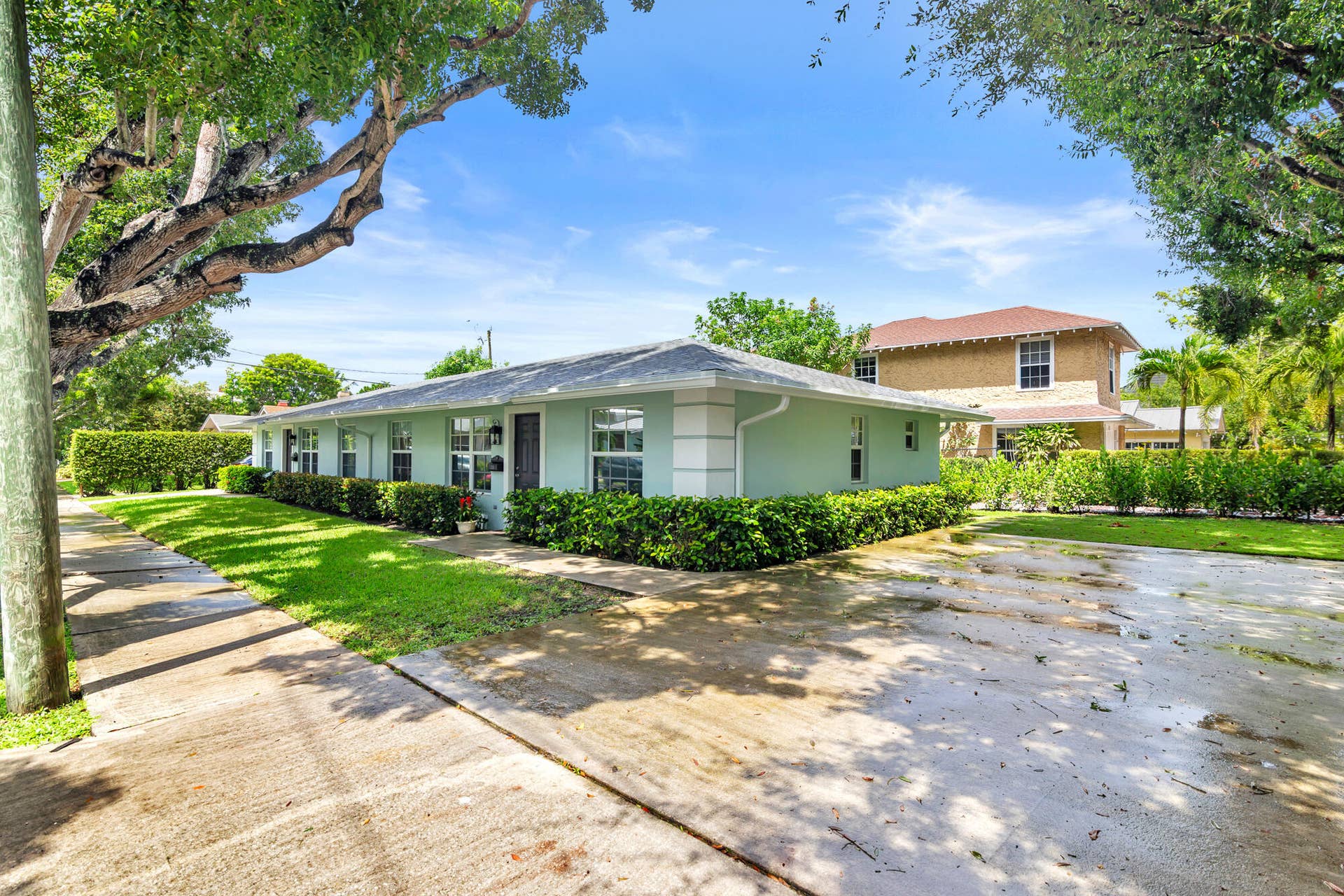 705 New York Street, West Palm Beach, FL 33401 low-1