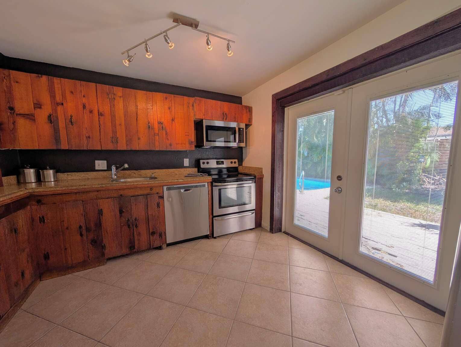 1450 NE 30TH Street, Pompano Beach, FL 33064 003_Sefton.3