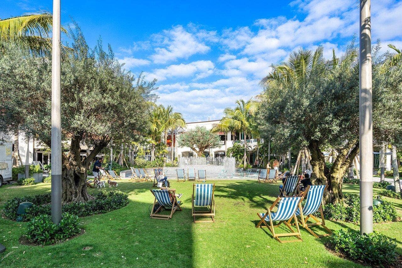 The Square Lawn, Chillspace & Eventsp