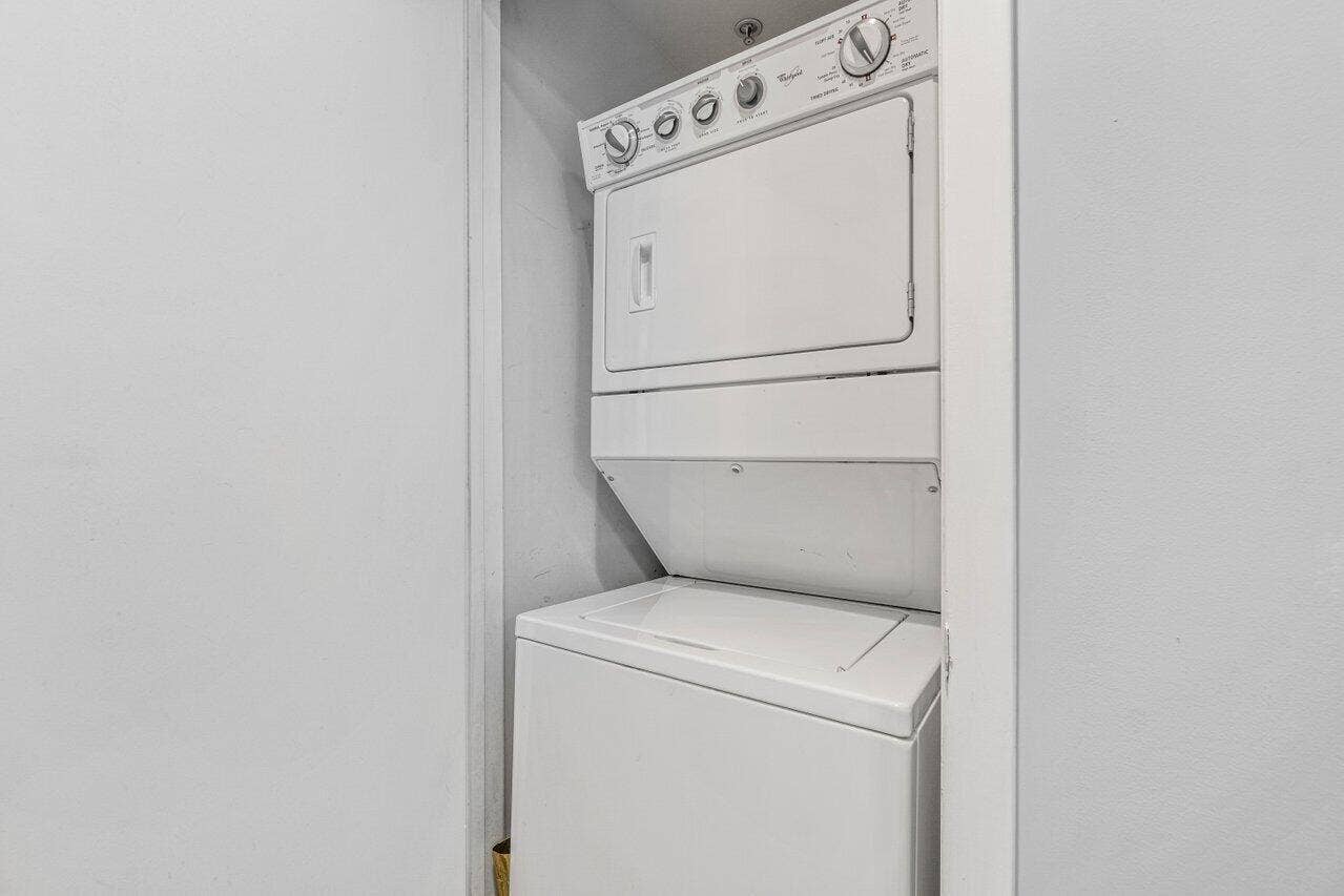 In-Unit Washer & Dryer