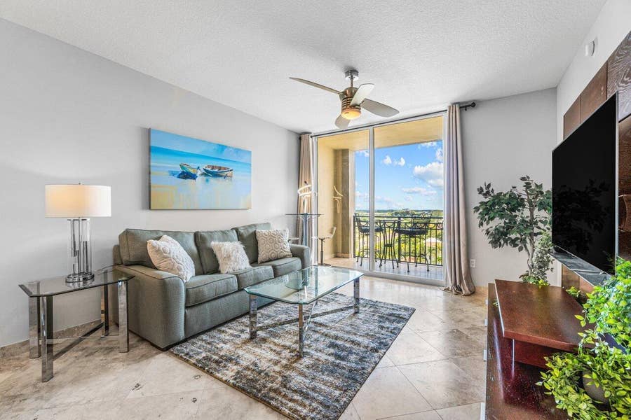 Property photo for 550 Okeechobee Boulevard, #824, West Palm Beach, FL