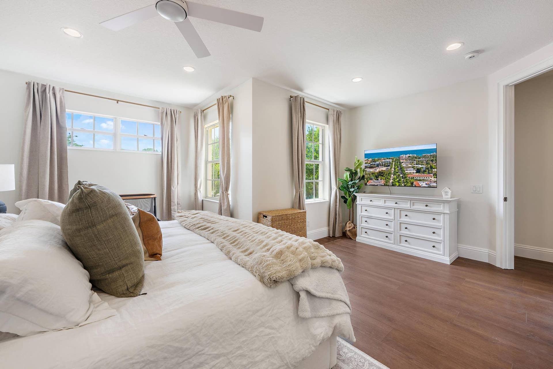 126 PEABODY Drive, Jupiter, FL 33458 126 Peabody Dr-20