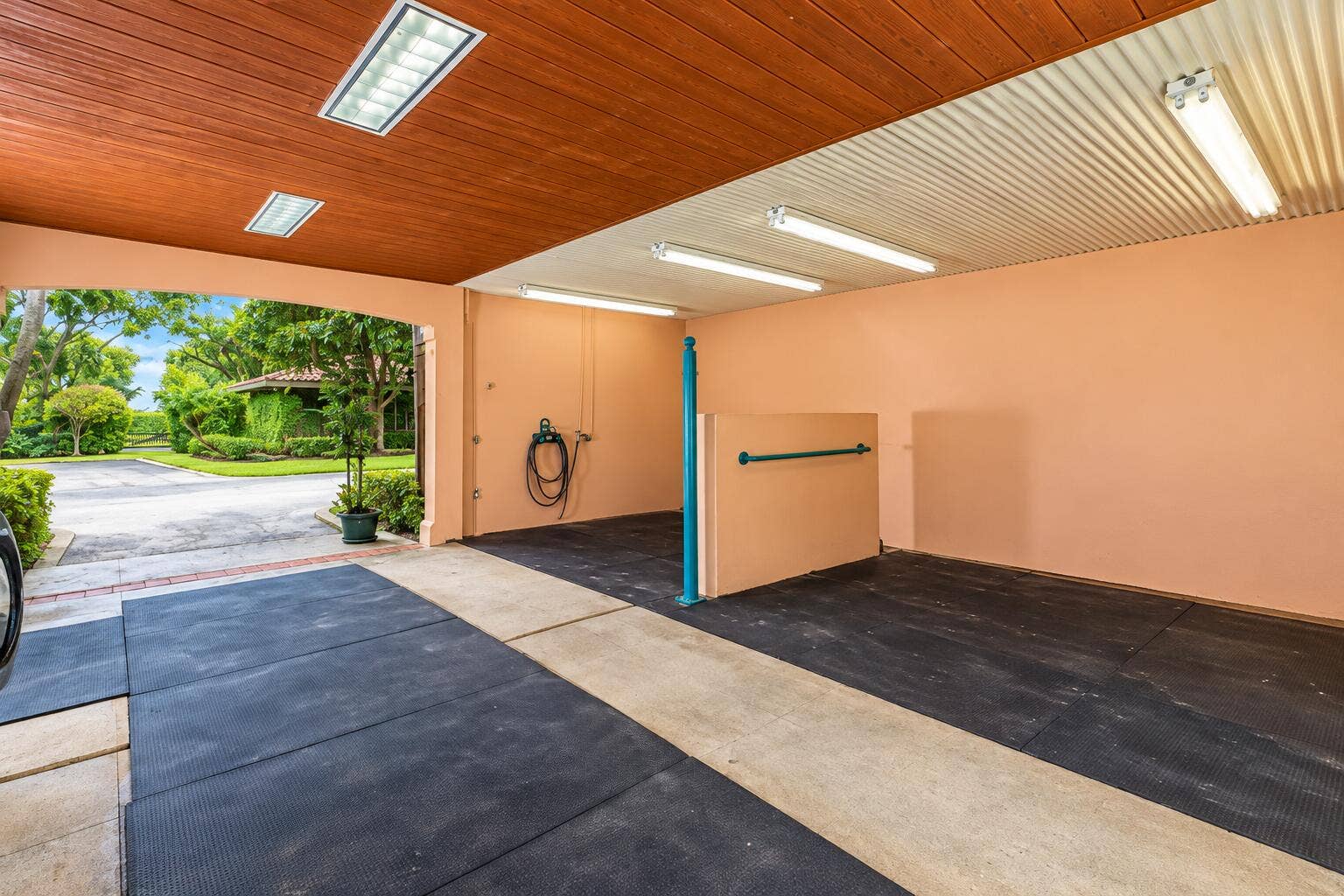 3206 OLDE HAMPTON Drive, Wellington, FL 33414 104E916A-AFEC-448E-AF87-0B303460D597