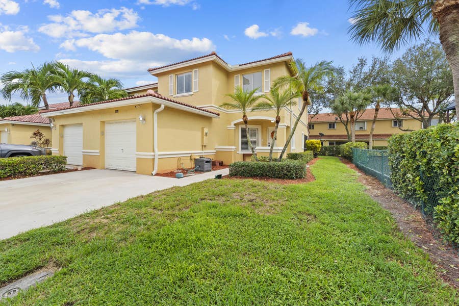 Property photo for 1727 AREZZO Circle, Boynton Beach, FL