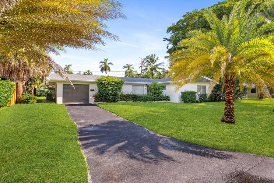 Property photo for 1341 SE 4th Court, Deerfield Beach, FL