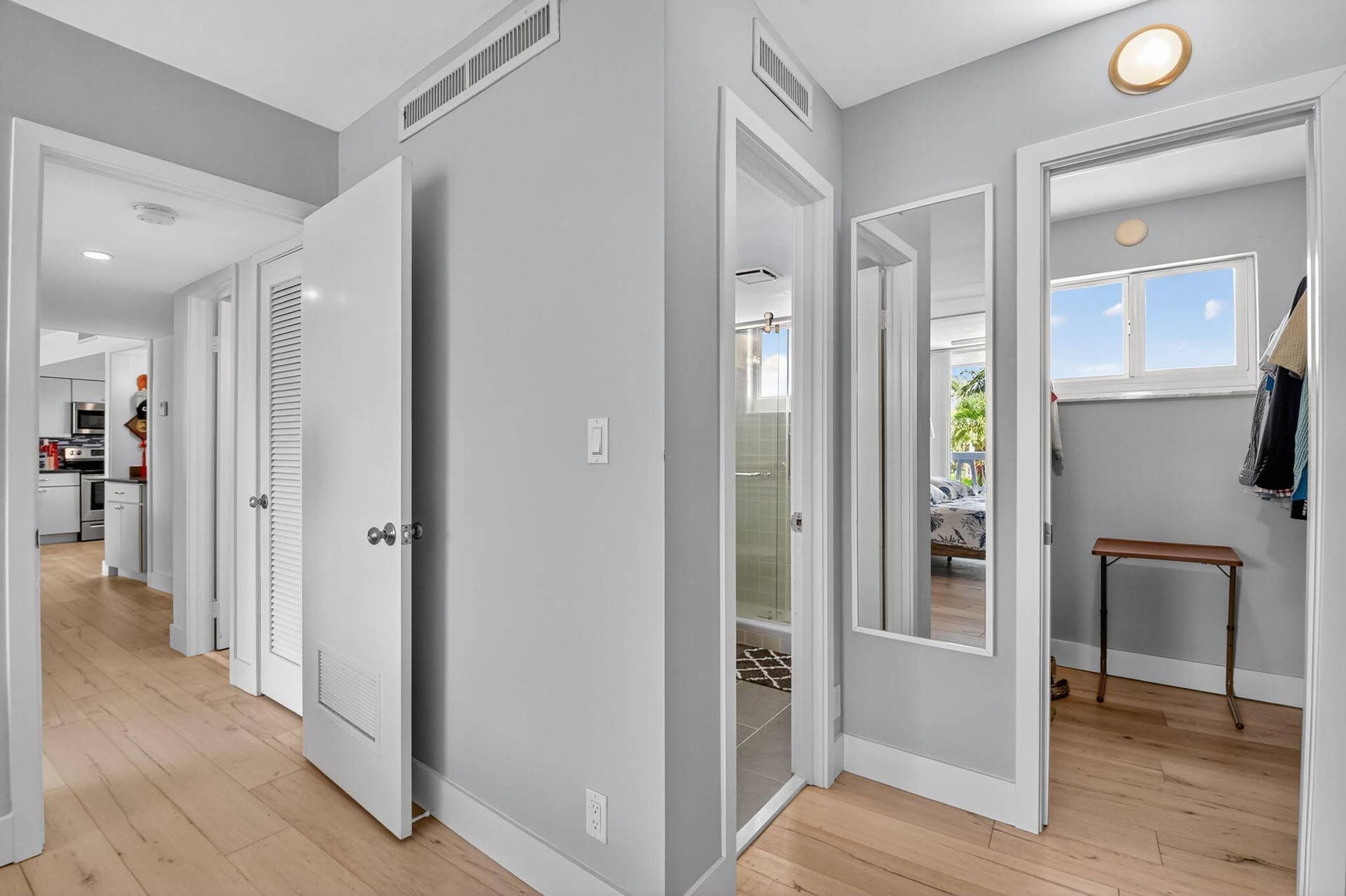 2505 S Ocean Boulevard, #305, Palm Beach, Palm Beach, FL 33480 26-web-or-mls-DSC_9137