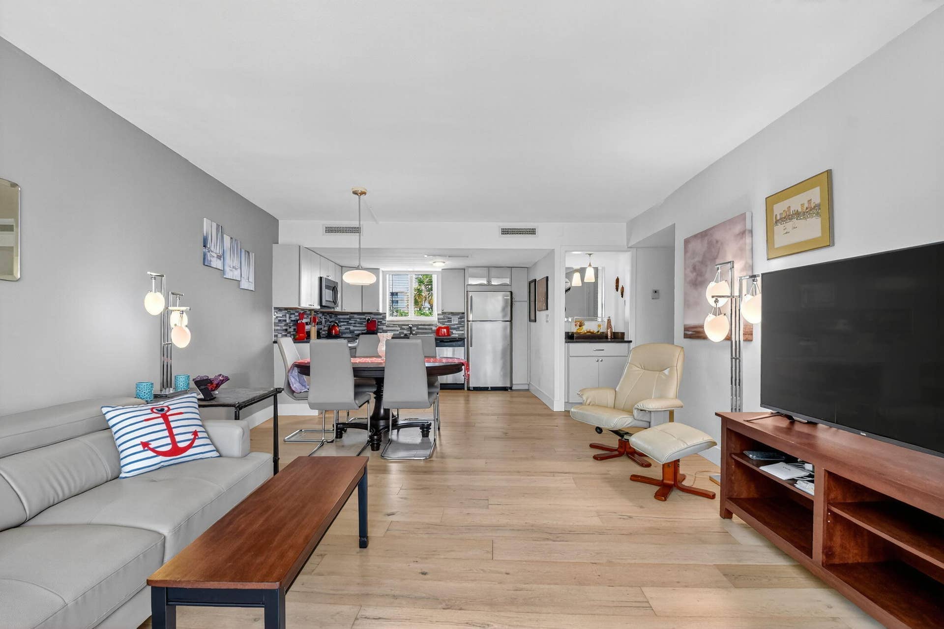 2505 S Ocean Boulevard, #305, Palm Beach, Palm Beach, FL 33480 16-web-or-mls-DSC_9075