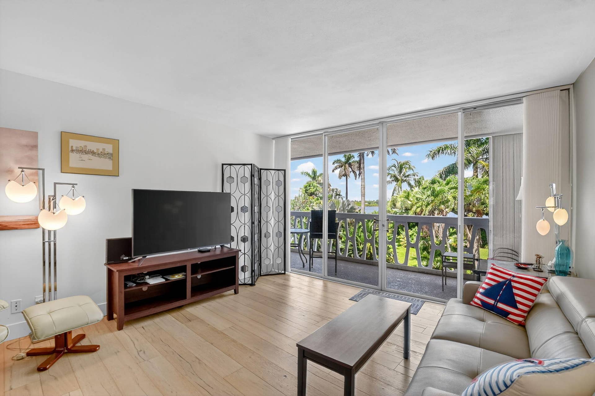 2505 S Ocean Boulevard, #305, Palm Beach, Palm Beach, FL 33480 18-web-or-mls-DSC_9095