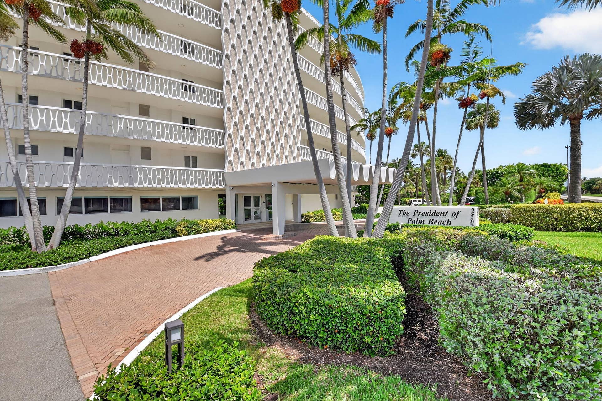 2505 S Ocean Boulevard, #305, Palm Beach, Palm Beach, FL 33480 1-web-or-mls-DSC_9005