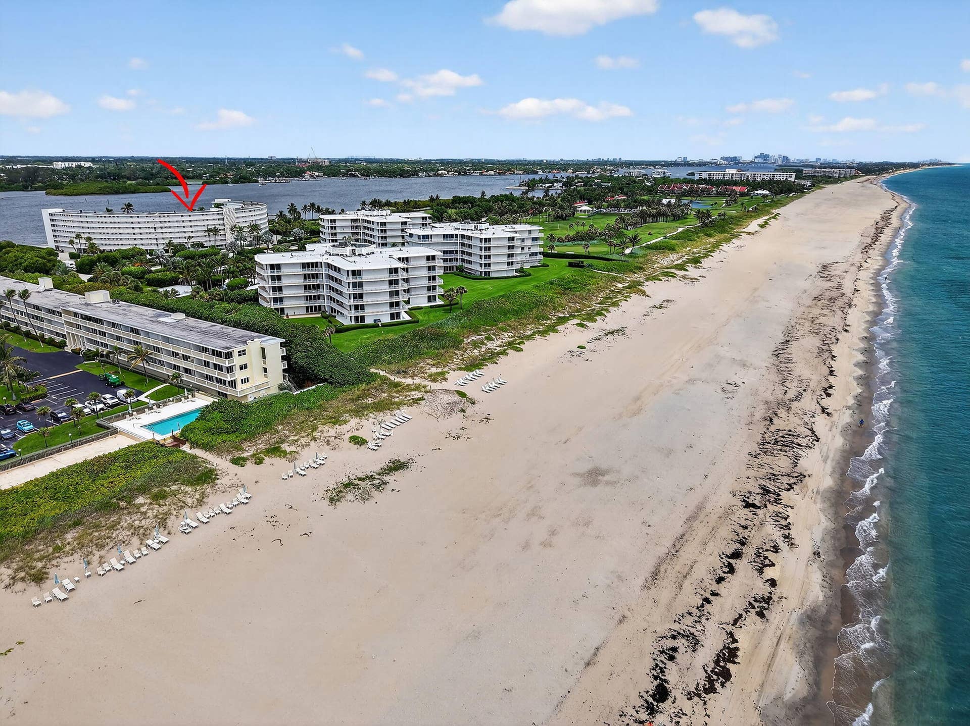 2505 S Ocean Boulevard, #305, Palm Beach, Palm Beach, FL 33480 Private deeded beach access for Tenants and Residents of Palm Beach Only.