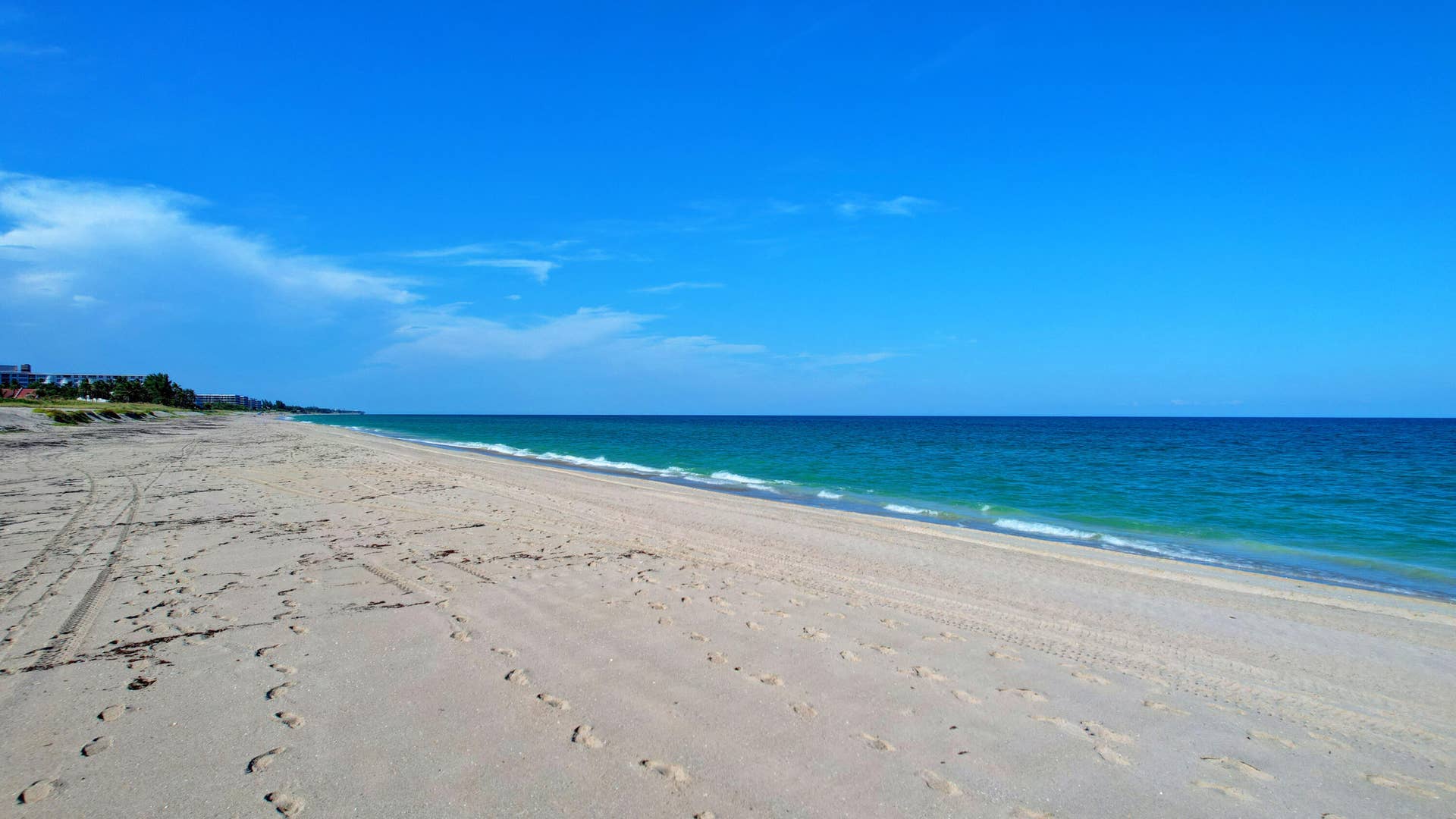 2505 S Ocean Boulevard, #305, Palm Beach, Palm Beach, FL 33480 Beach_North View