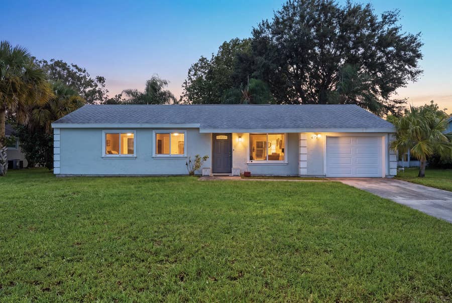 Property photo for 674 SW Old Briar Avenue, Port St Lucie, FL