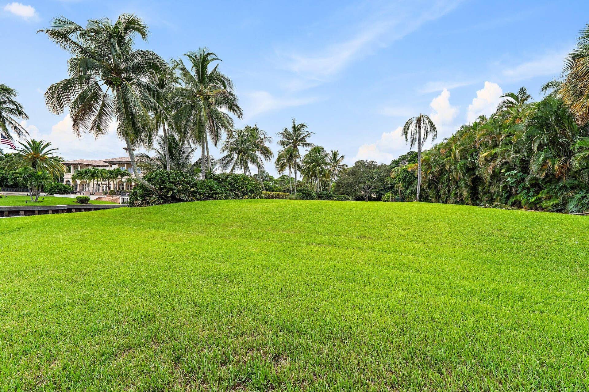14898 PALMWOOD Road, Palm Beach Gardens, FL 33410 property can be subdivided