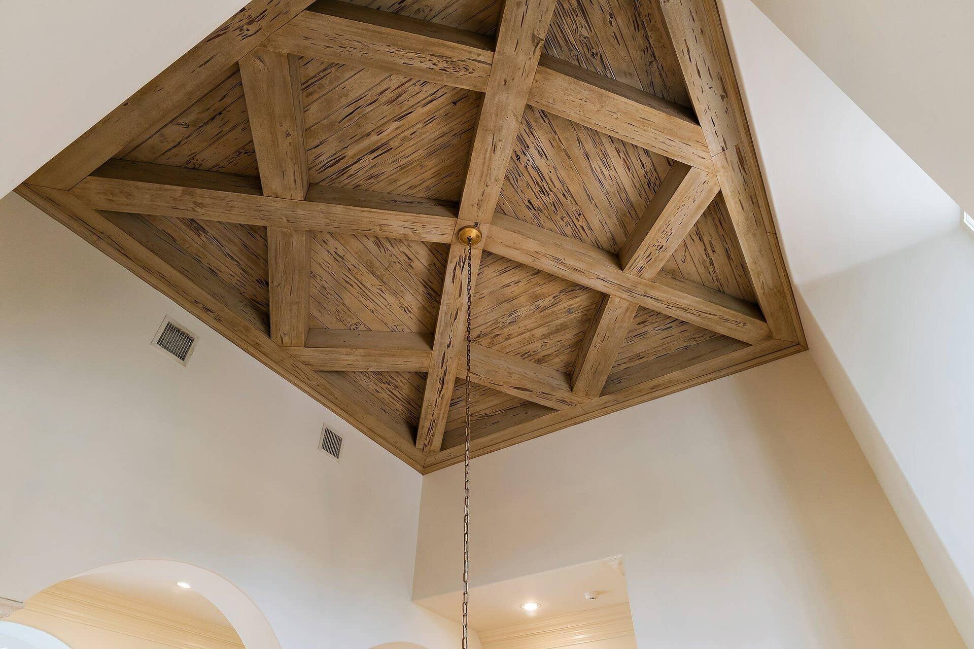 14898 PALMWOOD Road, Palm Beach Gardens, FL 33410 Pecky Cypress Ceiling