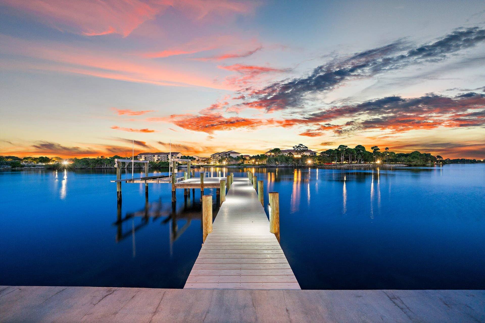 14898 PALMWOOD Road, Palm Beach Gardens, FL 33410 Dusk