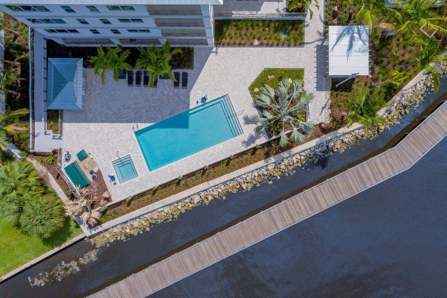 41 SW Seminole Street 410 44