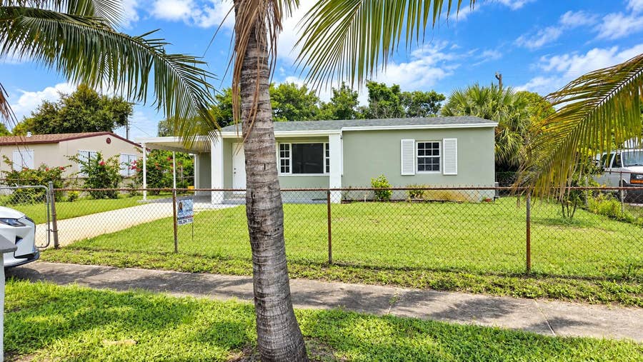 Property photo for 330 W 29TH Street W, Riviera Beach, FL