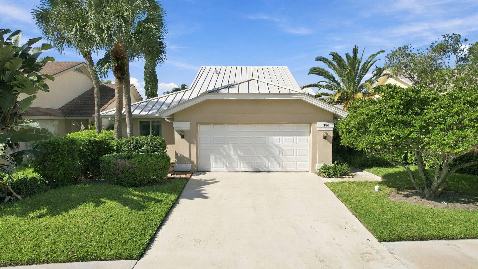 352 River Edge Road, Jupiter, FL 33477 Front