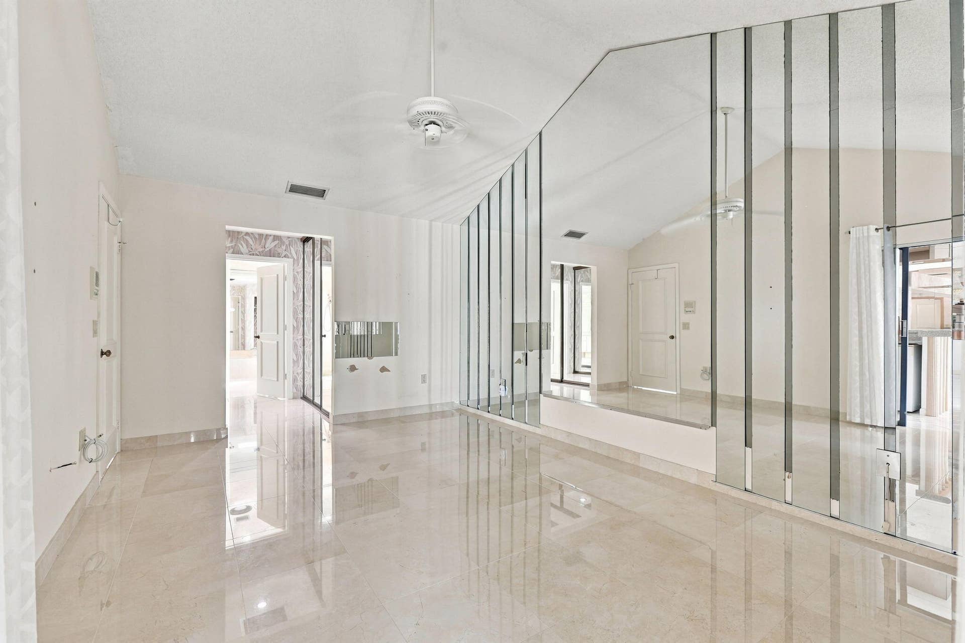 352 River Edge Road, Jupiter, FL 33477 Primary Bedroom