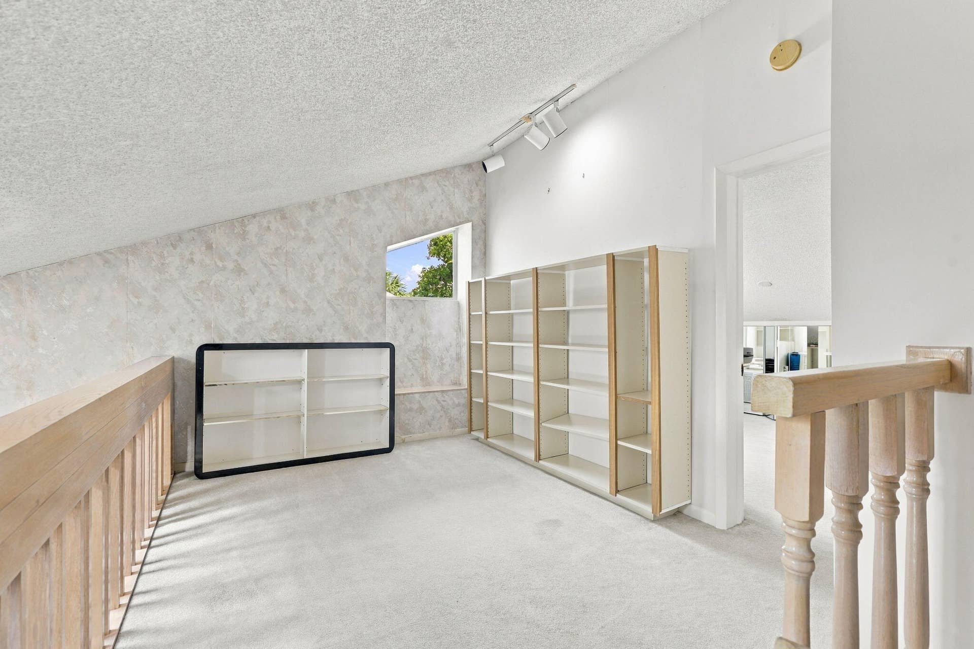 352 River Edge Road, Jupiter, FL 33477 Loft Upstairs