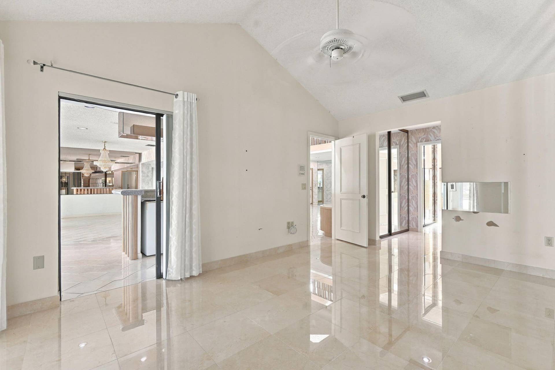 352 River Edge Road, Jupiter, FL 33477 Primary Bedroom