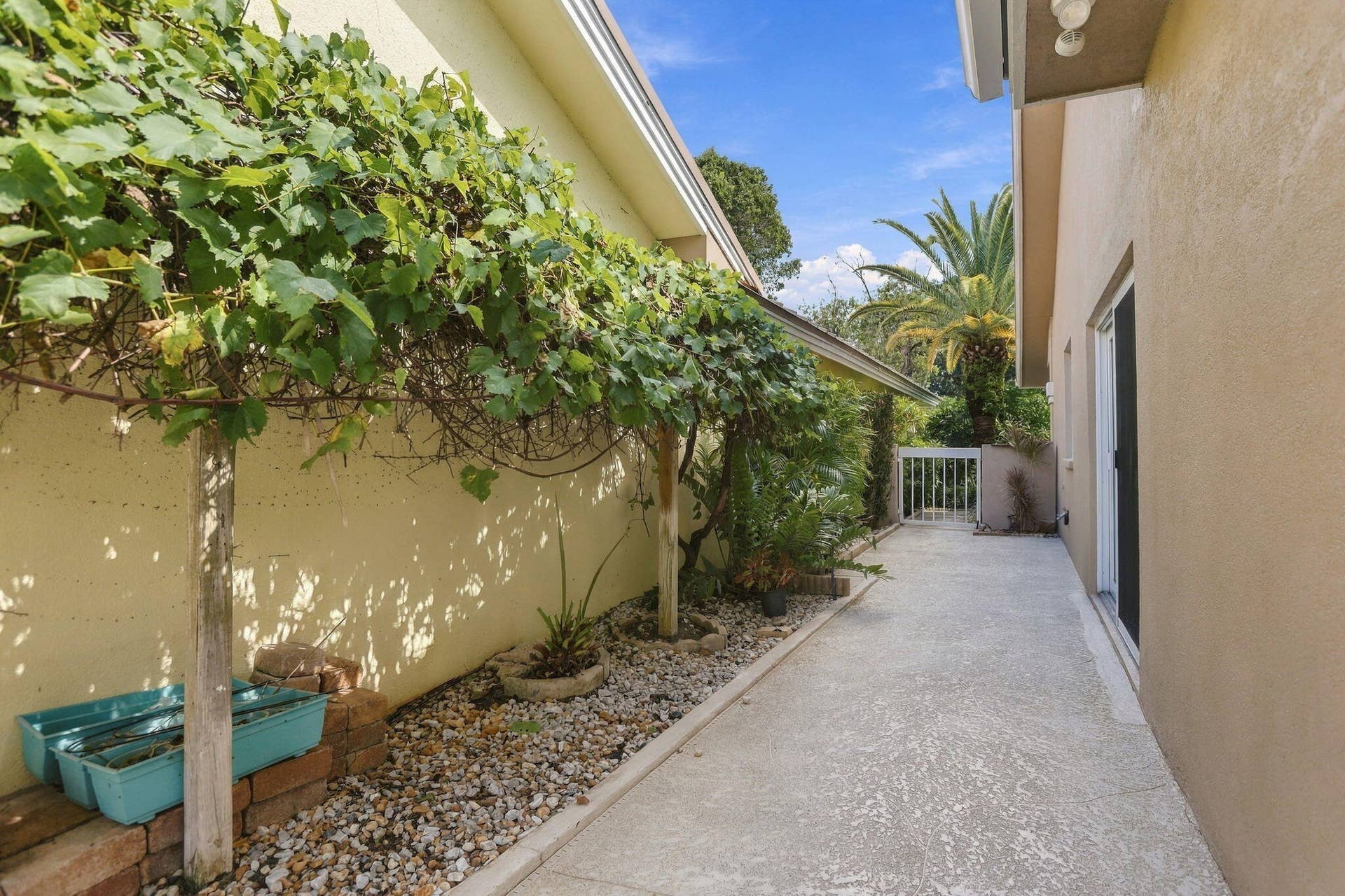 352 River Edge Road, Jupiter, FL 33477 34-web-or-mls-0V8A7136