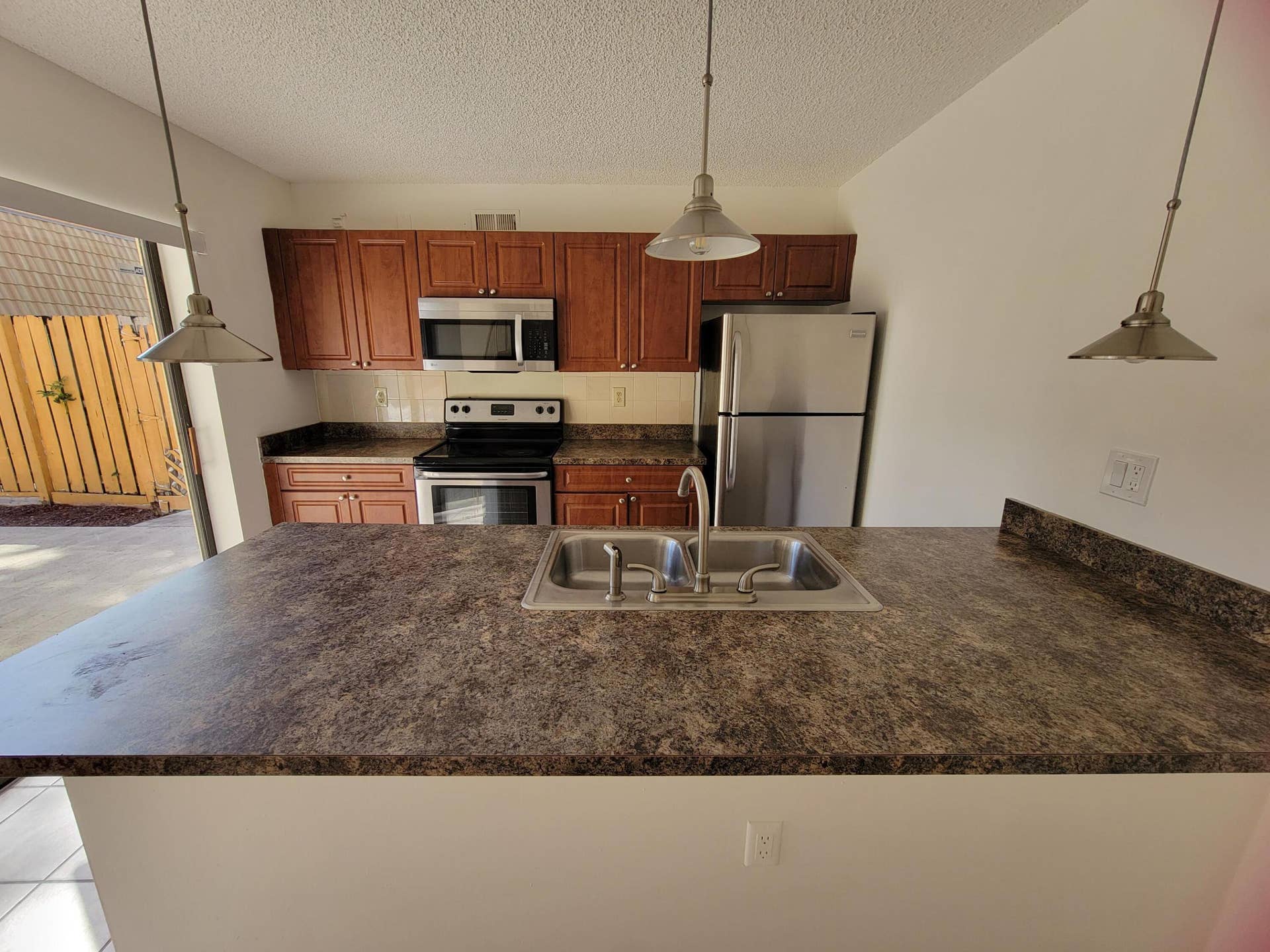 588 GREEN SPRINGS Place, #588, West Palm Beach, West Palm Beach, FL 33409 1000401829