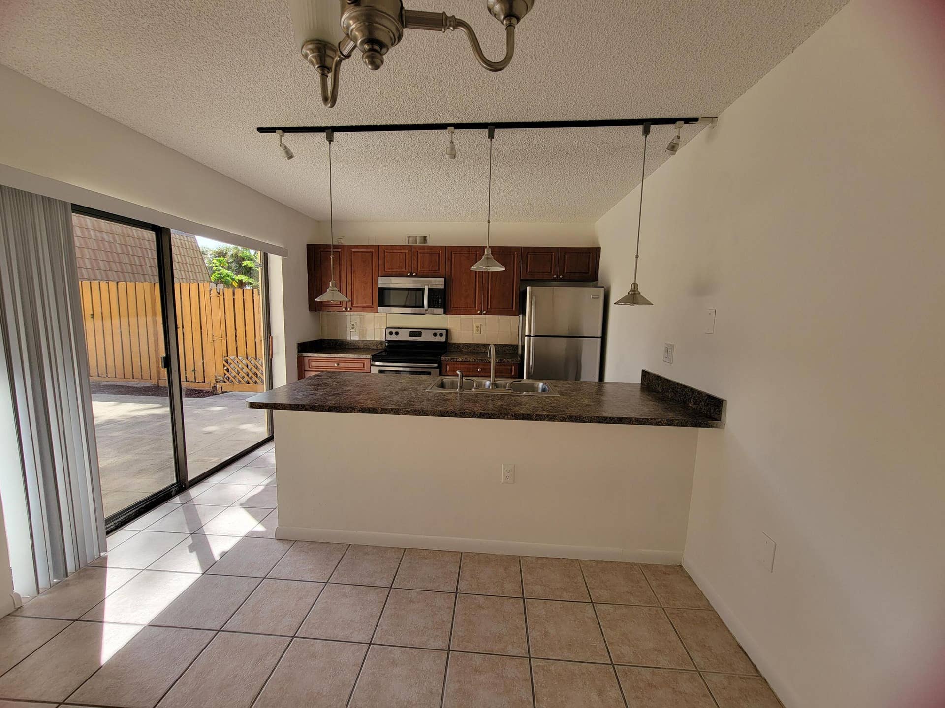 588 GREEN SPRINGS Place, #588, West Palm Beach, West Palm Beach, FL 33409 1000401828