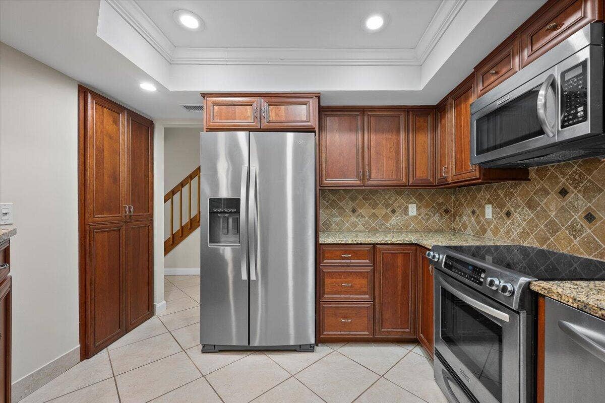 251 SEABREEZE Circle, Jupiter, Jupiter, FL 33477 Kitchen