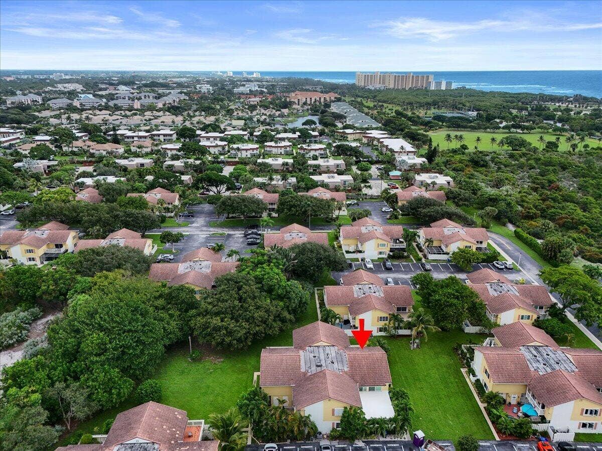 251 SEABREEZE Circle, Jupiter, Jupiter, FL 33477 Aerial facing North