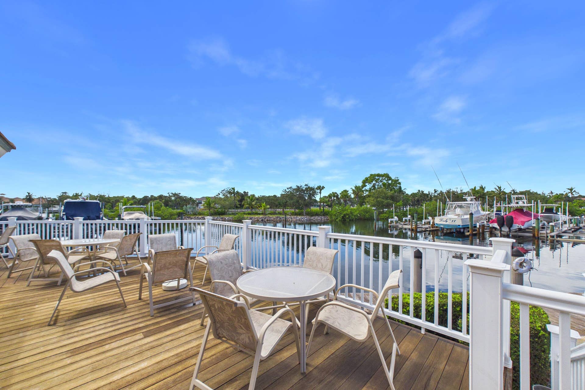 412 Coral Cove Drive, North Palm Beach, FL 33408 Marina Clubhose Deck